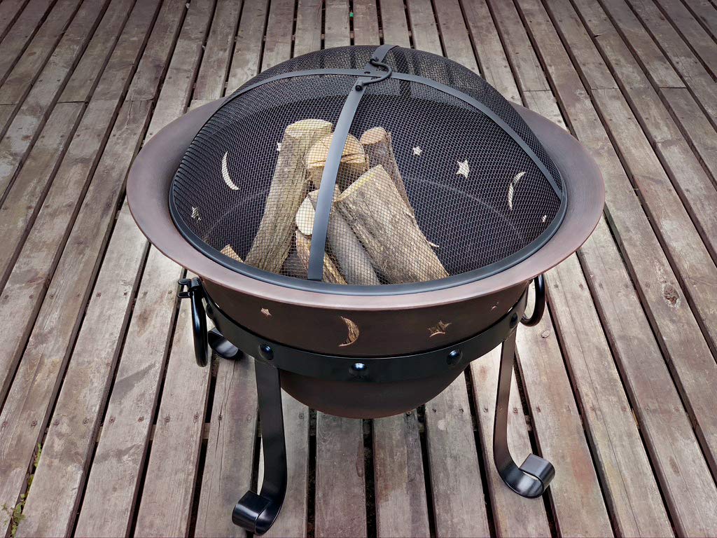 Cast Iron Round Fire Pit with Mesh Screen & Poker Q69128