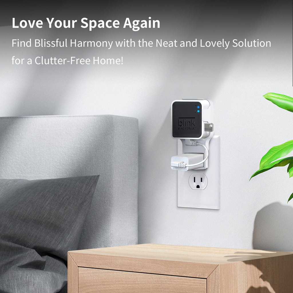 256GB USB Flash Drive & Wall Mount with Short Cable M735113